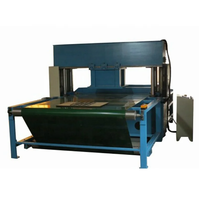 Hydraulic leather belt gantry moving cutting machine