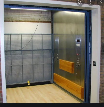 1500mm Warehouse Freight 3phase AC380V Cargo Elevator 0.5m/s Stainless Steel 304 Lift