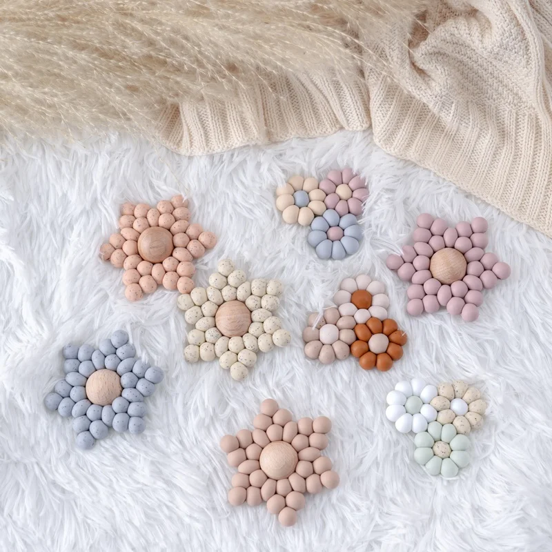 Ready To Ship Top Quality BPA Free handmade fancy choice Silicone Beads Daisy flower Teether