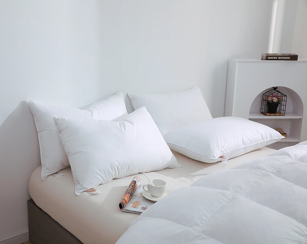 Healthy Sleep Hilton Pillow Microfiber Polyester 5 Star cushions Pillow 1000g Filling Neck pillow