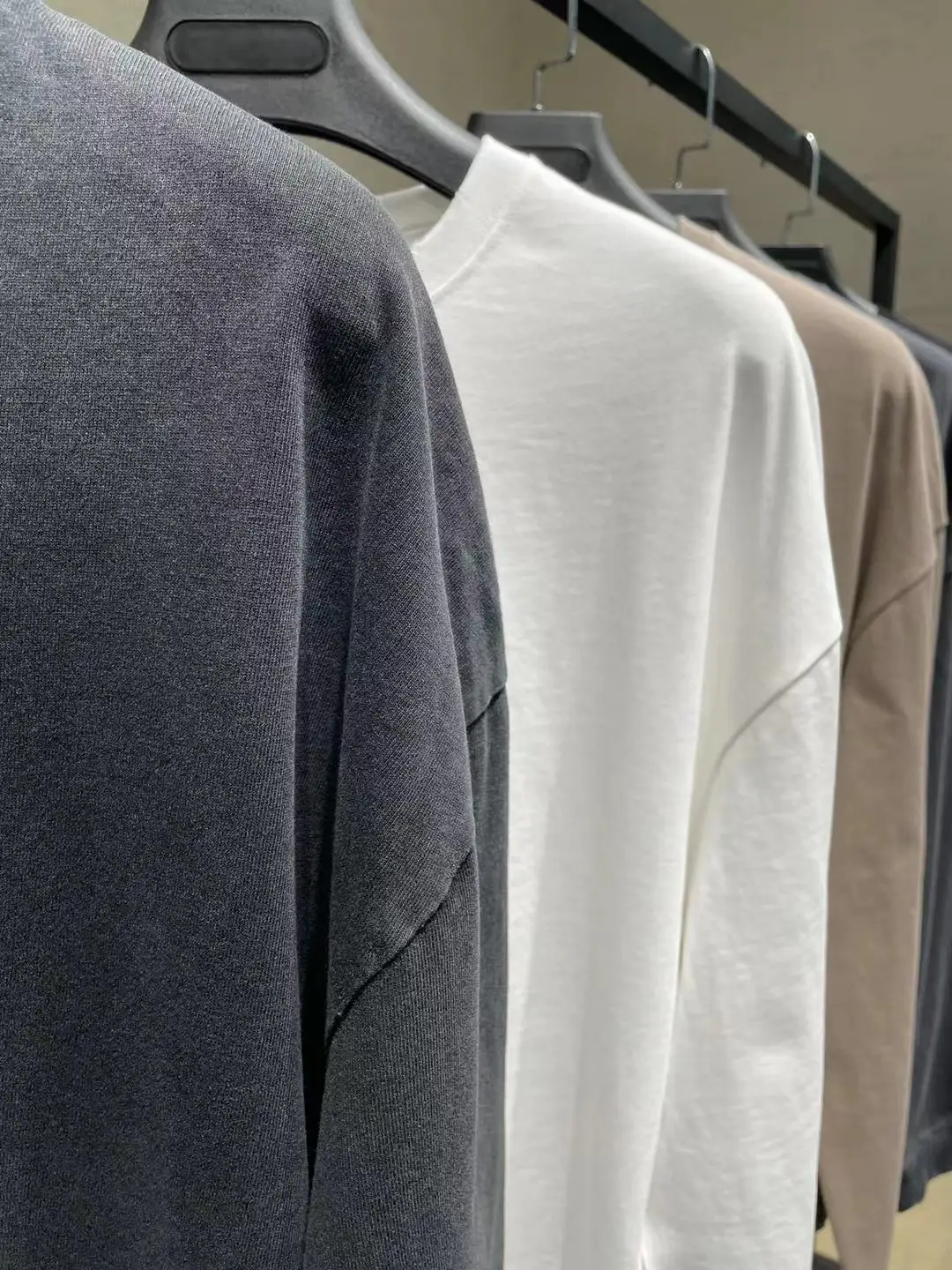 2021 New designer heavy weight cotton tshirt long sleeve mens blank oversized streetwear distressed t shirts