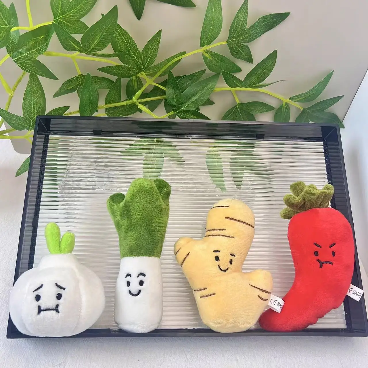 Creative vegetable pendant onion ginger garlic pepper plush toy key chain doll claw machine doll 4 inch doll pendant