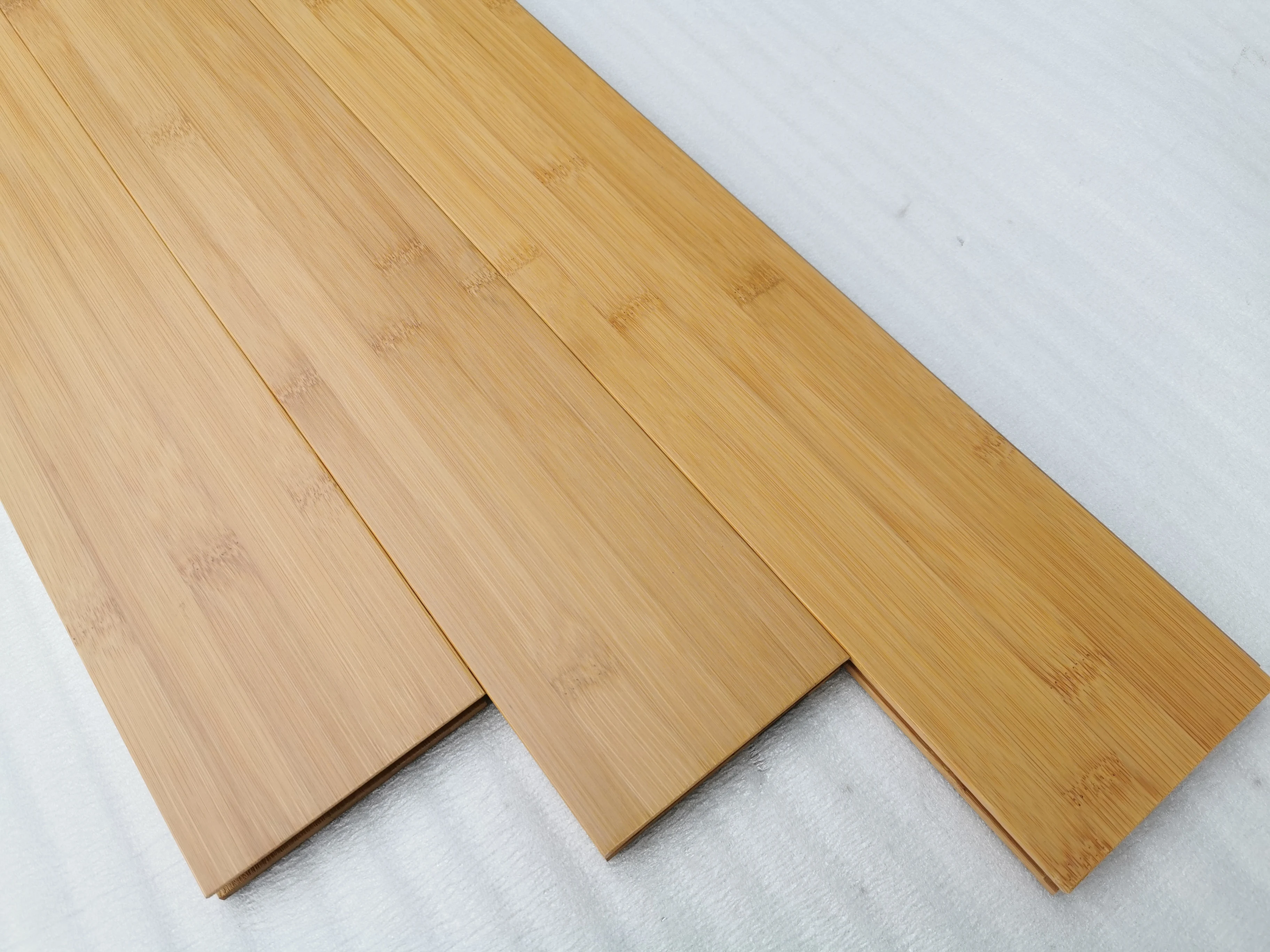 ECO-friendly cheap Carbonized click  bamboo flooring horizontal bamboo caramel color