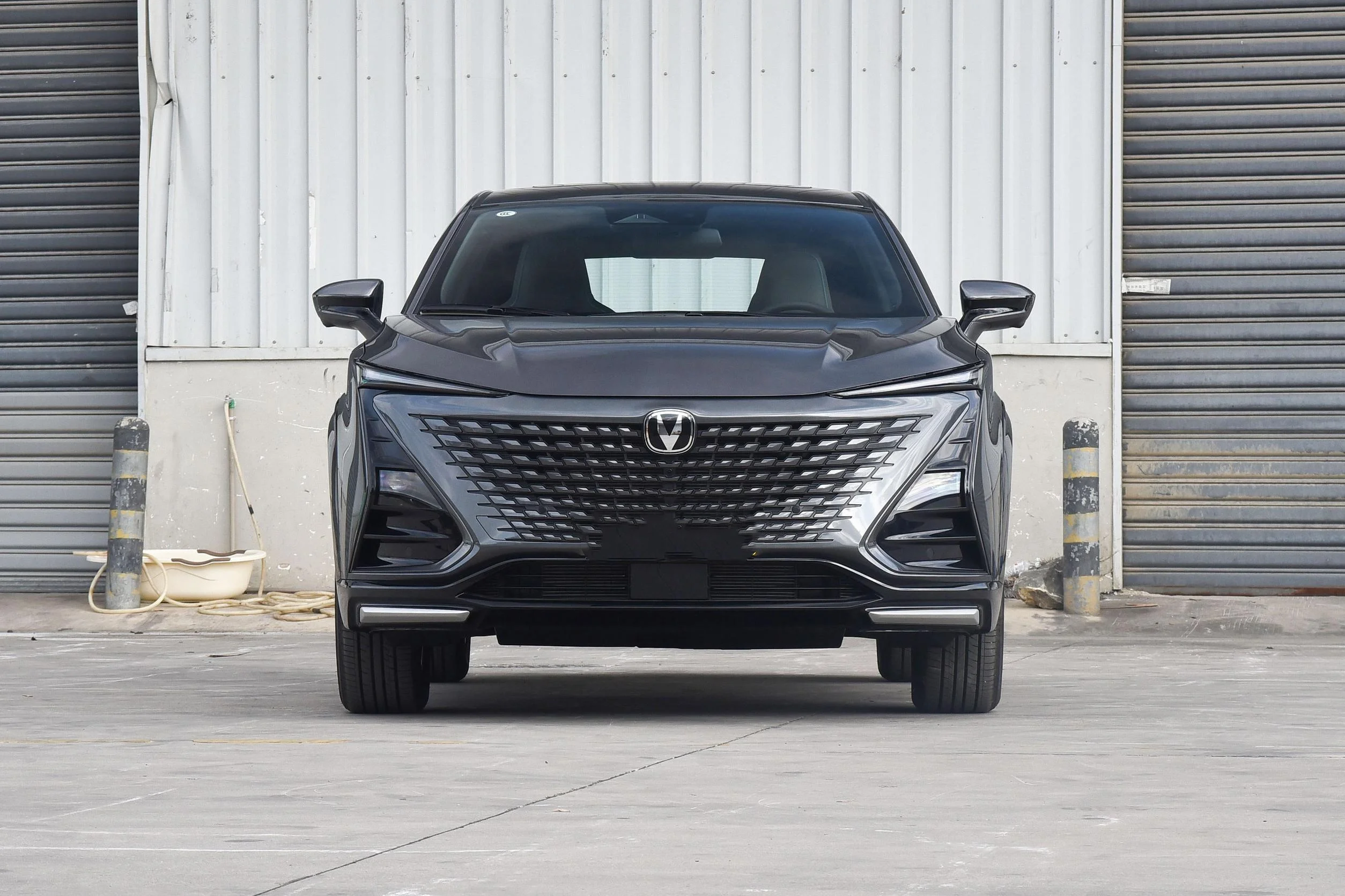 2023 Chinese Vehicle Changan Uni-v 1.5T 2.0T Changan Univ iDD Fuel Vehicle Uni-T Uni-K/voiture