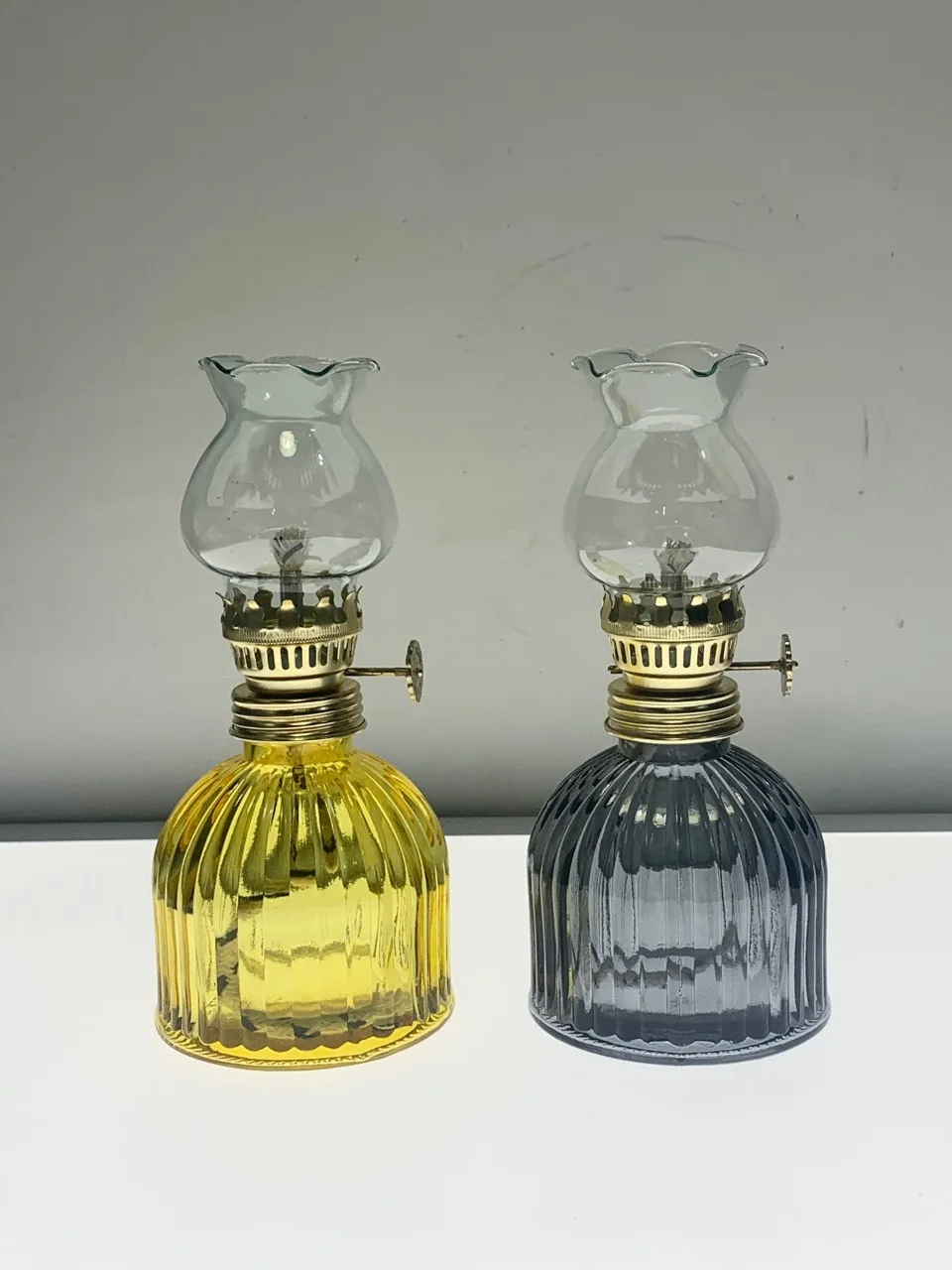 Popular modern style kerosene lamp for tabletop candlestick decoration