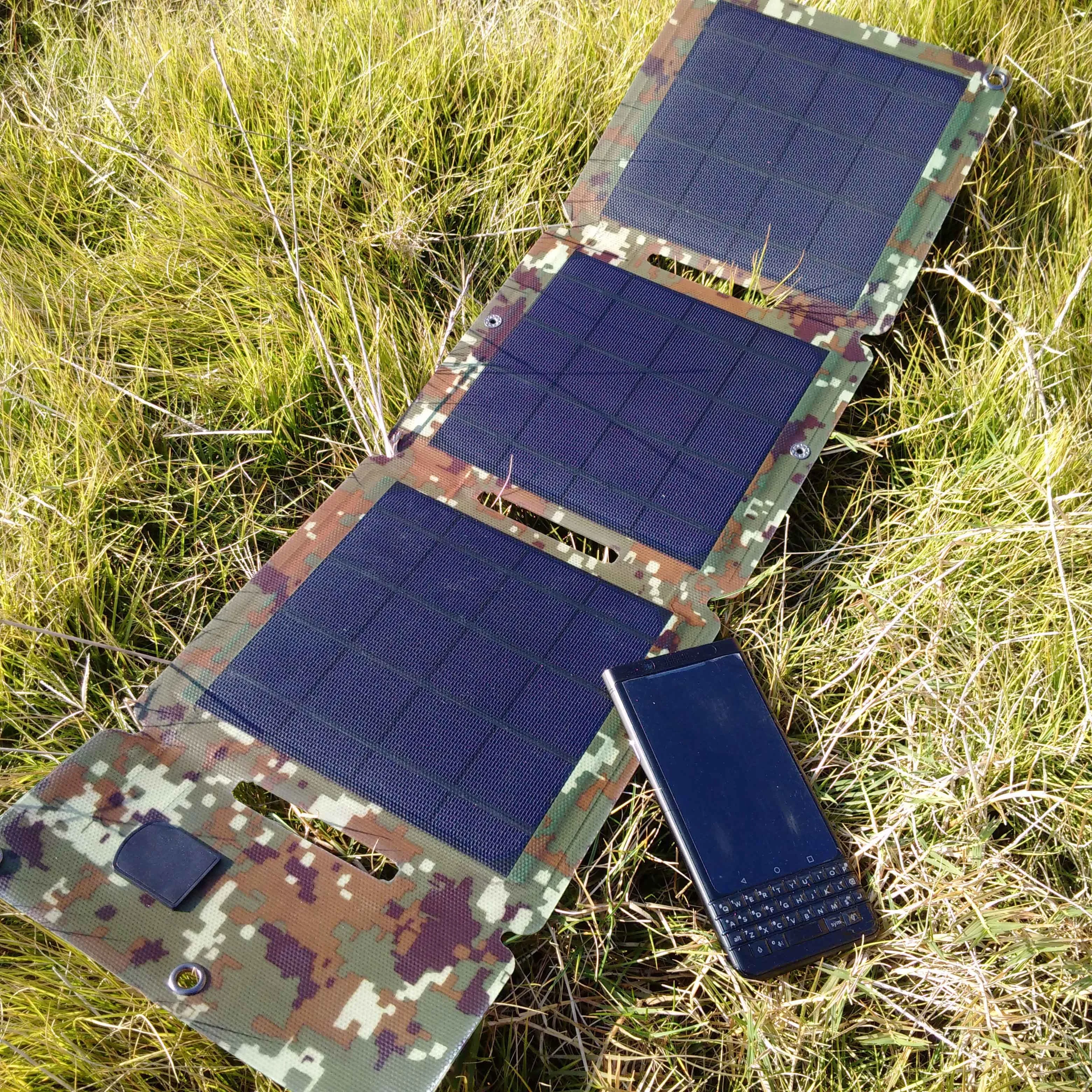 Foldable 156x156 Mono Solar Cell Panel For Mobile Phones,Surveillance Camera,Radio,Walkie-talkie