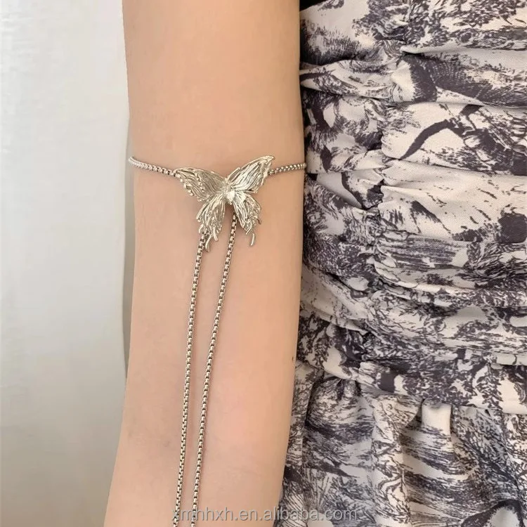 Temperament Fashion Butterfly Tassel Choker Necklaces For Women Girls Light Extravagant Animal Clavicle Chain Jewelry