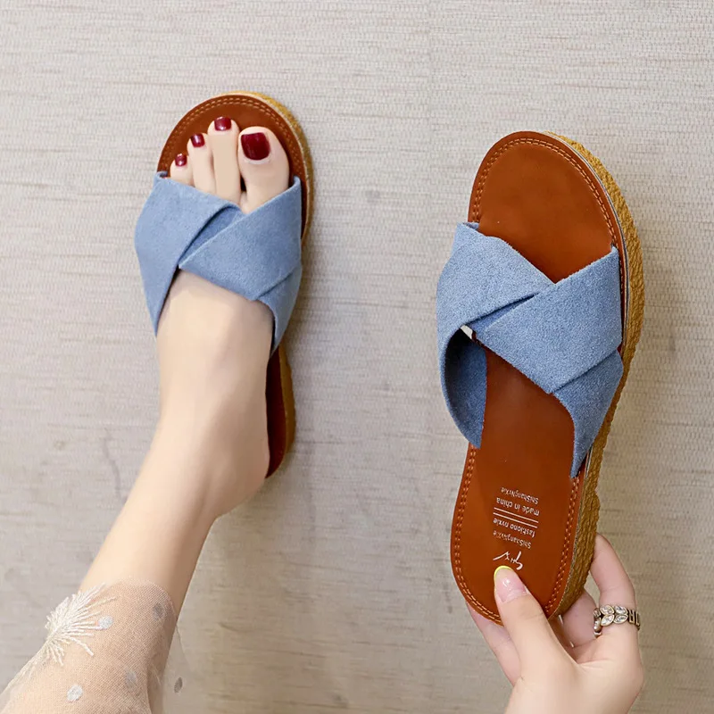 Slippers women wear the new Korean version of beef tendon soft bottom sandals and Flip Flops Beach women sandals