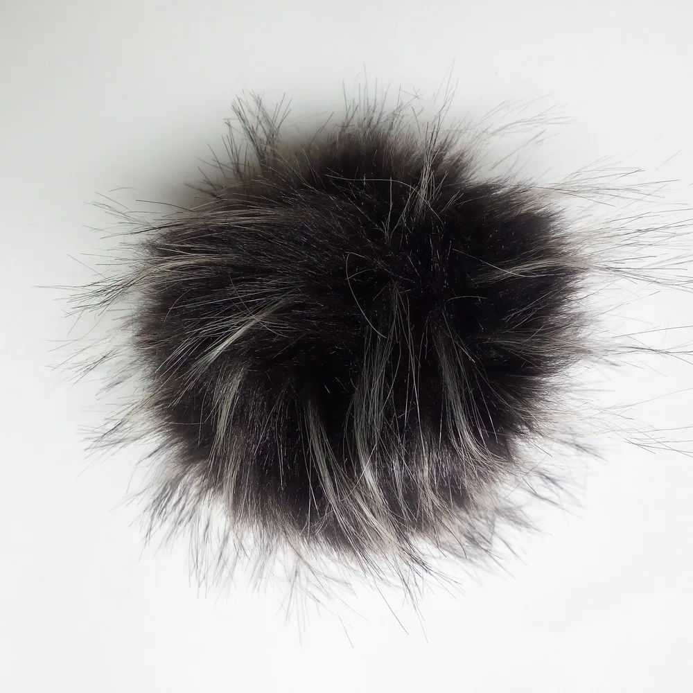 Latest New Design customed faux hat bulk 4 inches pom poms 10cm artificial fur pompoms ball