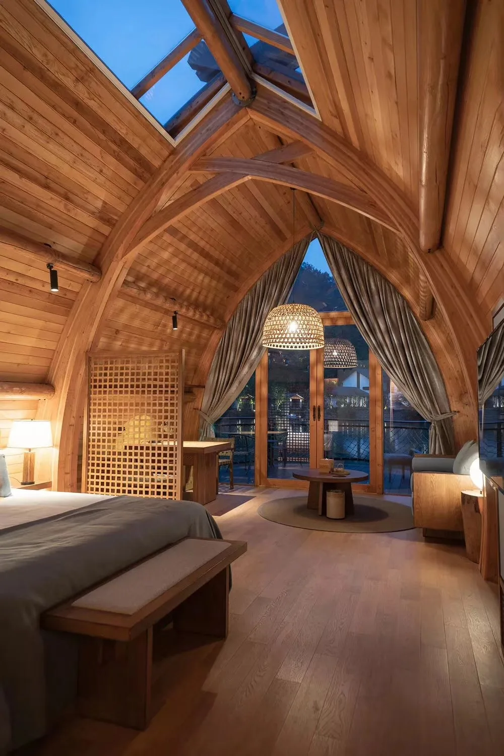 CE Certified High Quality Prefab Frame House Modern Soundproof Good Insulation Office Shop Hotel Terrace Greenhouse Camping Pod