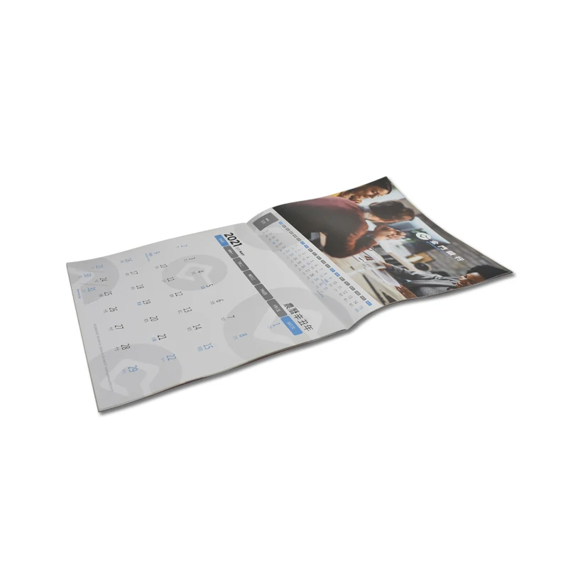 2022 High quality 200gsm paper custom wall calendar 14 pages with hanger