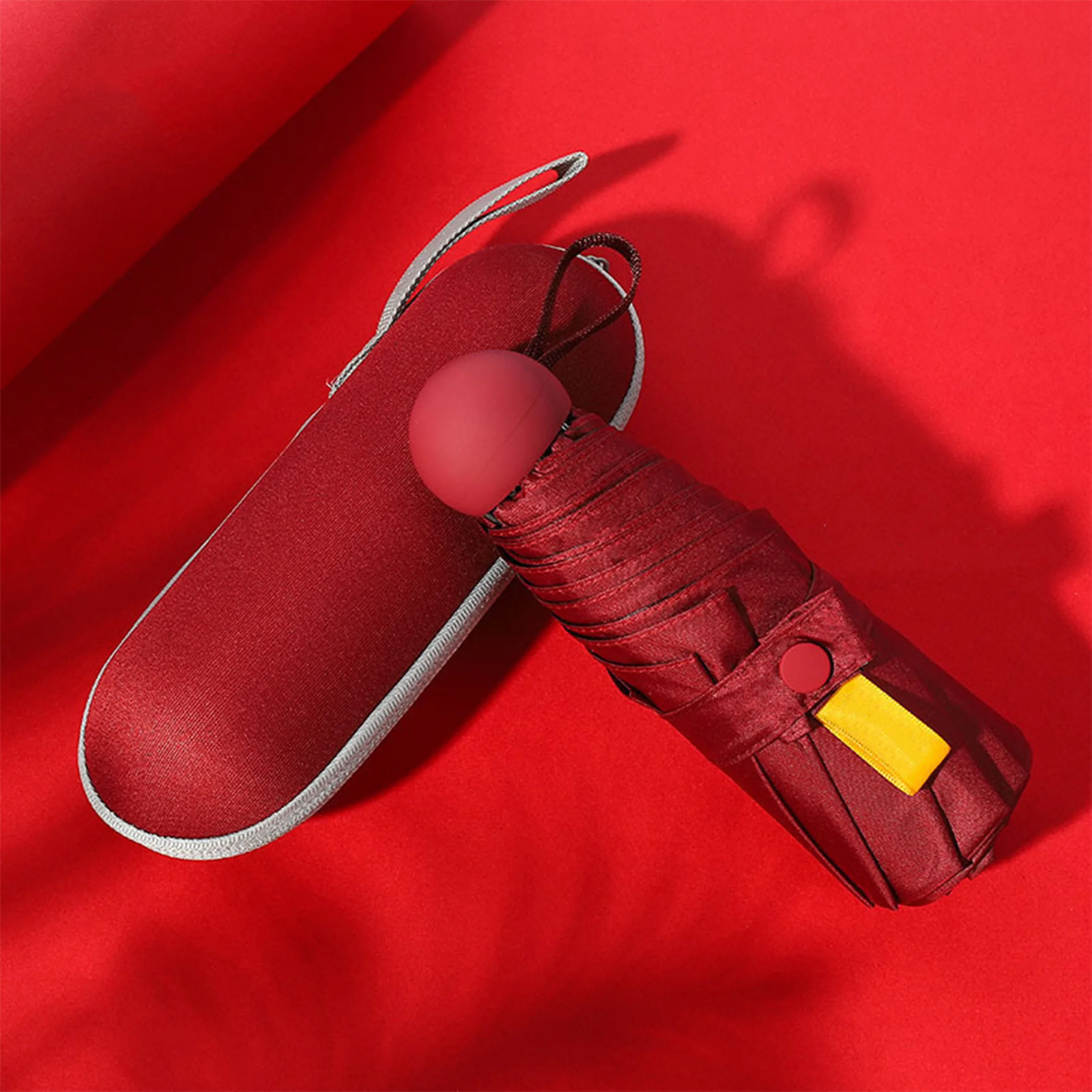 Lightweight and Stylish Sun Protection Mini Umbrellas,Providing Portable Protection Against UV Rays Rain and Wind/