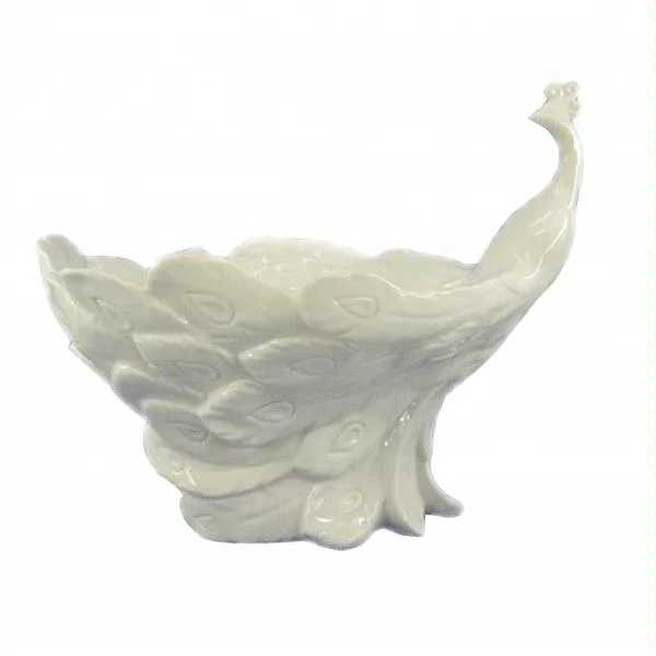 Custom Graved Vivid Ceramic Stand Peacock Shape Candy Bowl White Porcelain Flower Vase For Valentine Gifts Home Decor