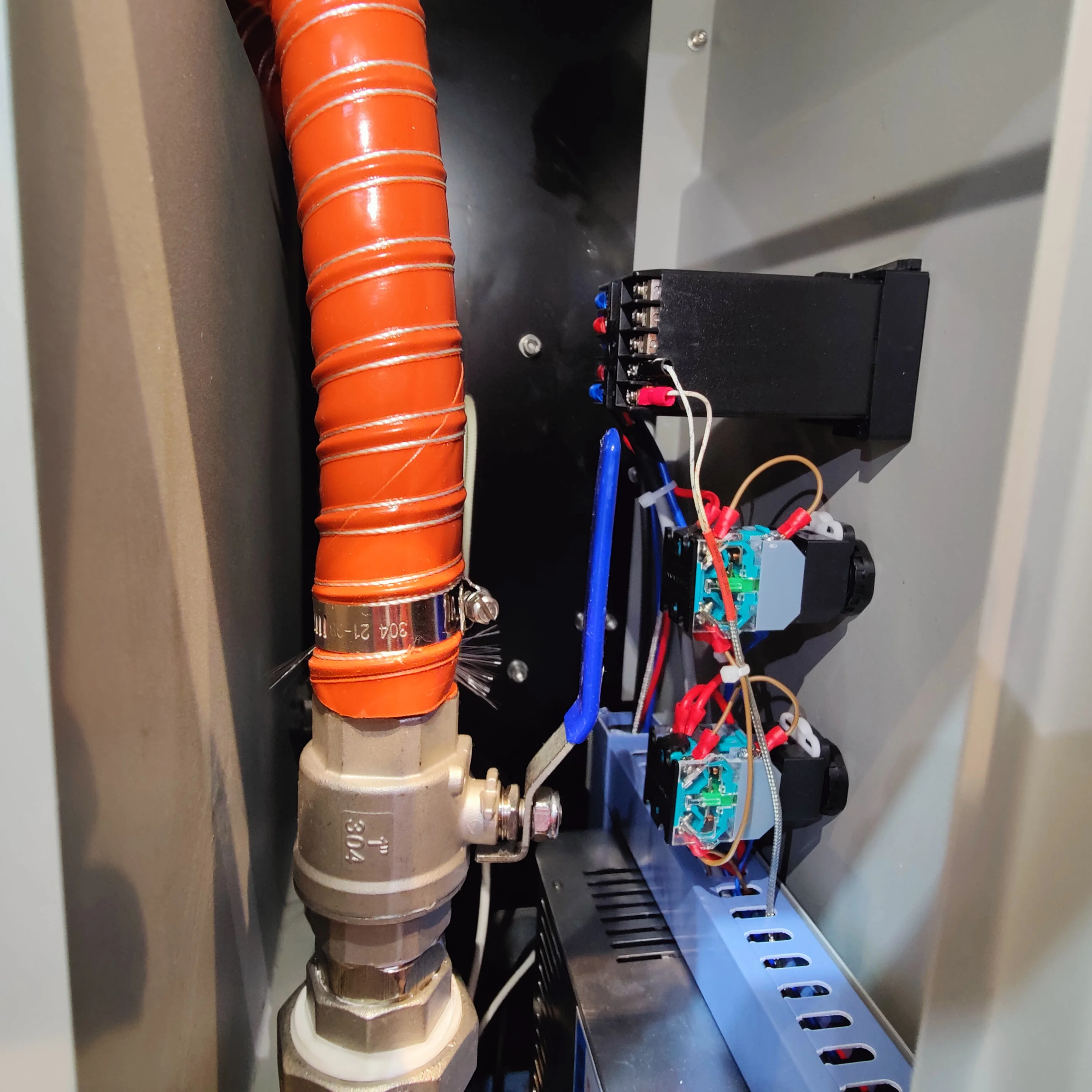 LETOP 1.3m Width 2 Printheads LT-1302 Full Color Sublimation Printer Digital Flag Printing Machine Direct To Make Flags