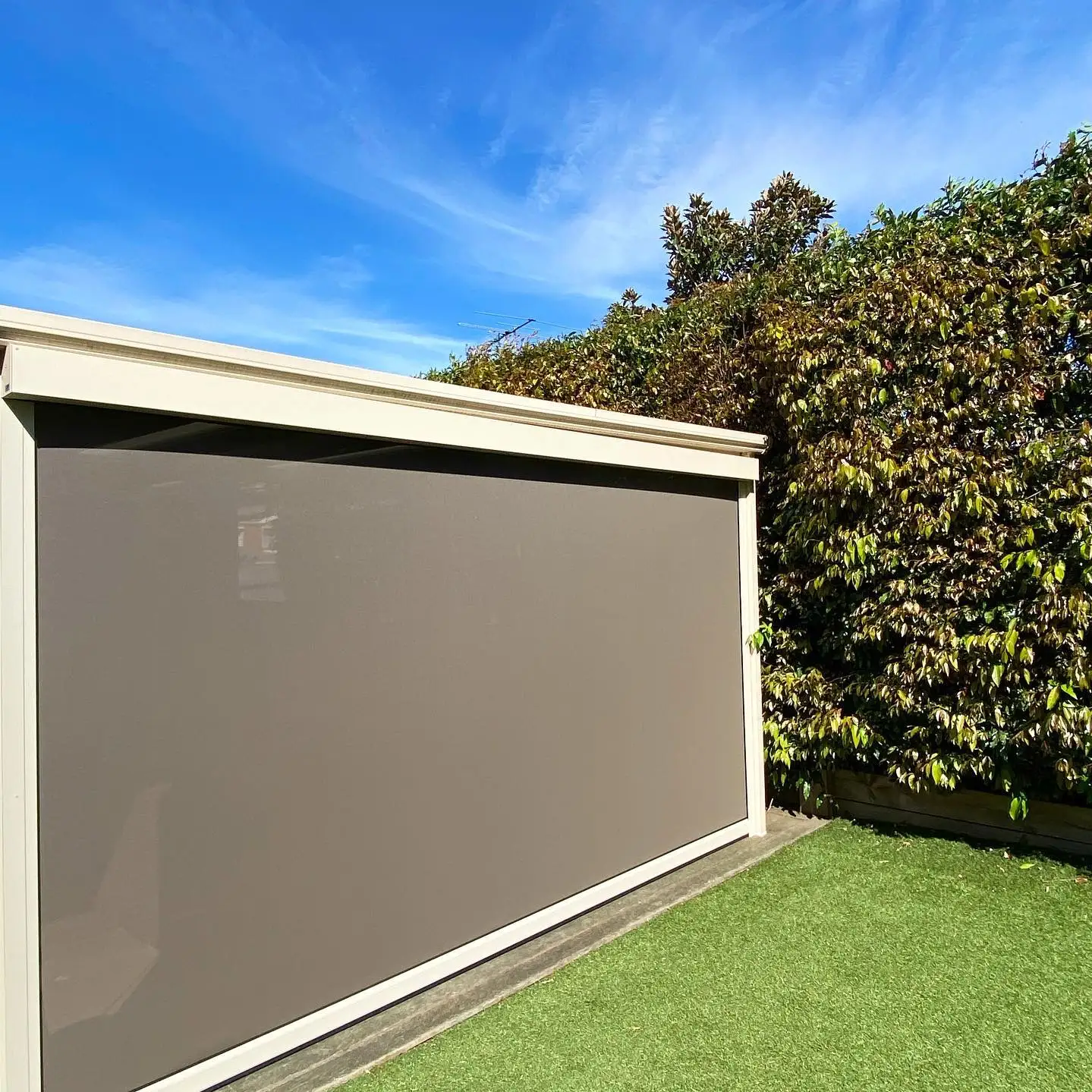 Natural Sunscreen Windproof Waterproof Motorized Remote Control Motor Smart Outdoor Clear Plastic Roller Blinds