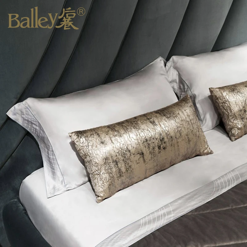 Large Hotel Bed Morden Italian Bedroom Furniture Sets big Bed Golden Metal Style Modern Hotel Sales Color bed for hotel