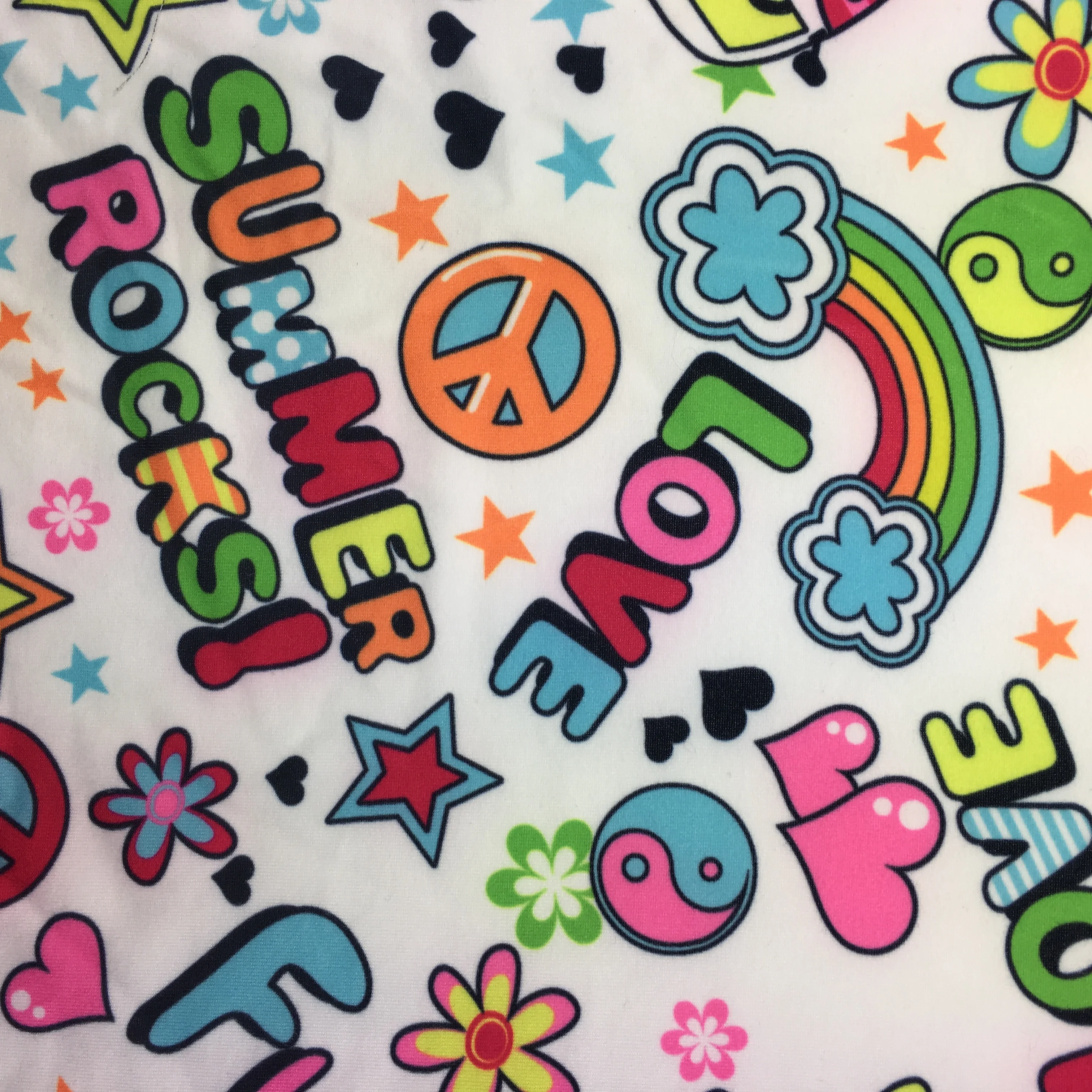 
 Горячая распродажа товаров любовь Радуга алфавит дизайн цифровой вязаный поли двойной матовый принт ткань для ребенка  