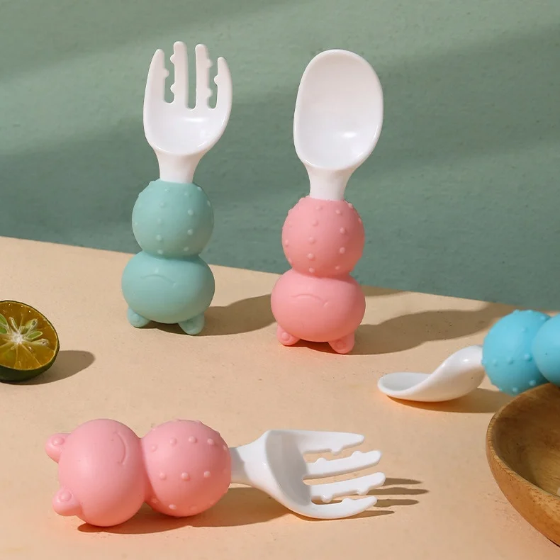 Wholesale Baby Feeding Dinnerware Set Soft Spoon Anti Choke Spoon Set Baby Plastic Tableware