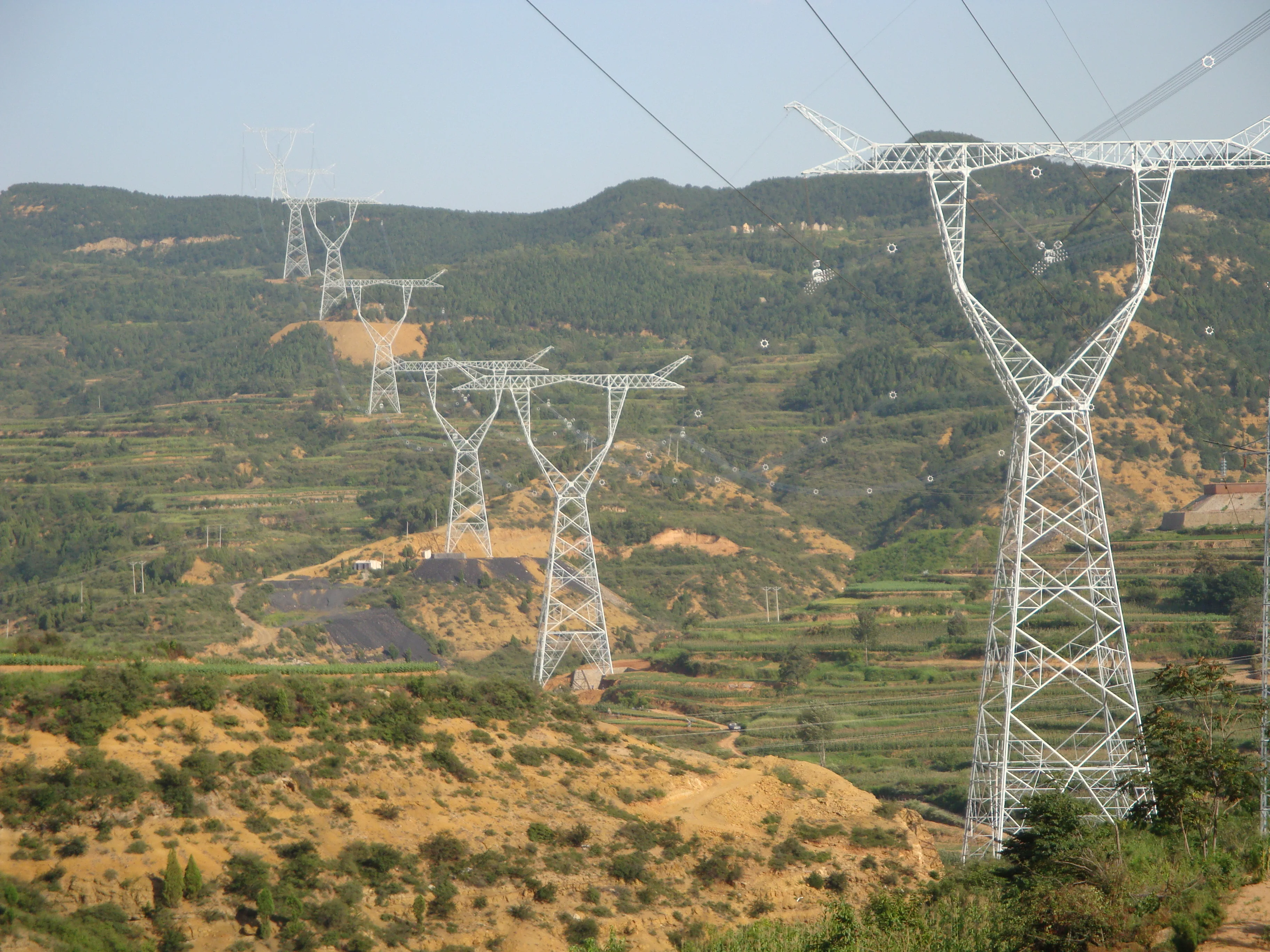 Good Quality Professional High Voltage Power Electric Transmission Tower For Sale