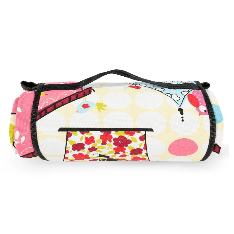 
Hot 3-5 person camping beach large size foldable waterproof picnic rug 