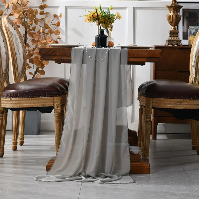Luxury Dining Table Runner for Extravagant and Opulent Settings Woven Technique for Home or Hotel Use