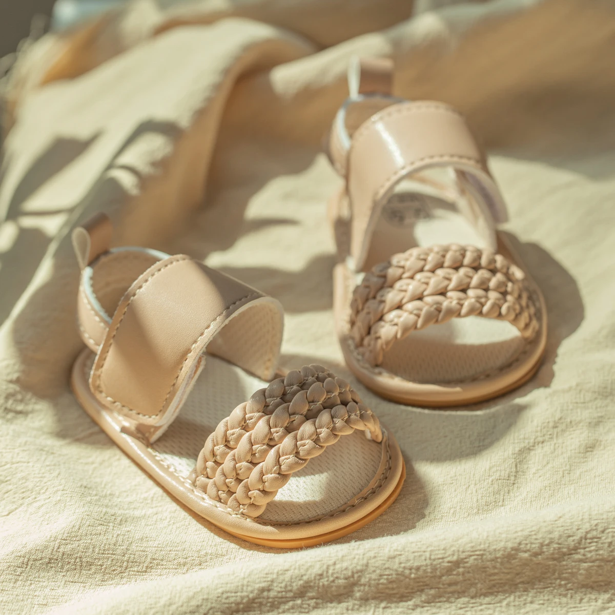 Manufacture Pu Upper Baby Slipper Sandals & Slippers Eva Sole Cozy Steps Soft Summer Baby Shoes