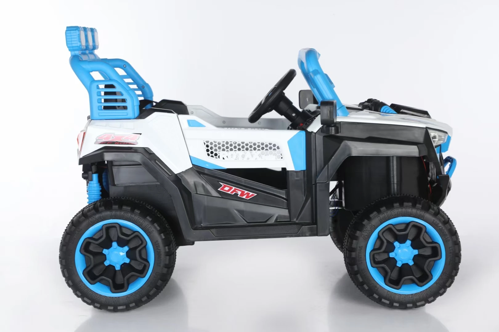 2024 Factory New Model 12V SUV Electric Battery Operated Car Toy Unisex Kids Ride-On Plastic Toy Children Drive for 3-12 Years