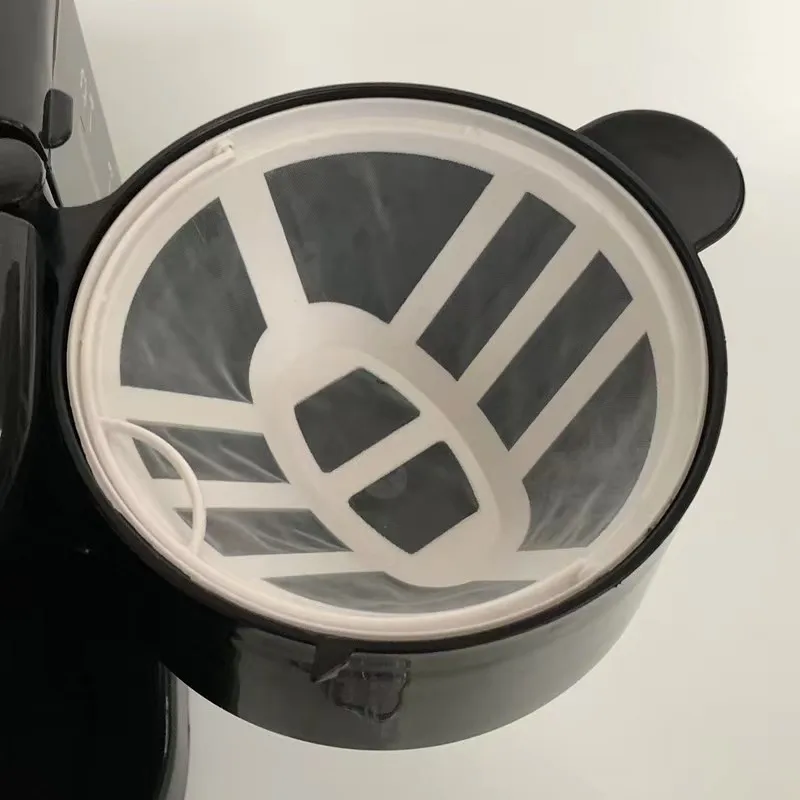 Kitchenettes Use 3-in-1 Versatile Breakfast Maker Includes Coffee, Griddle, and Toaster Function