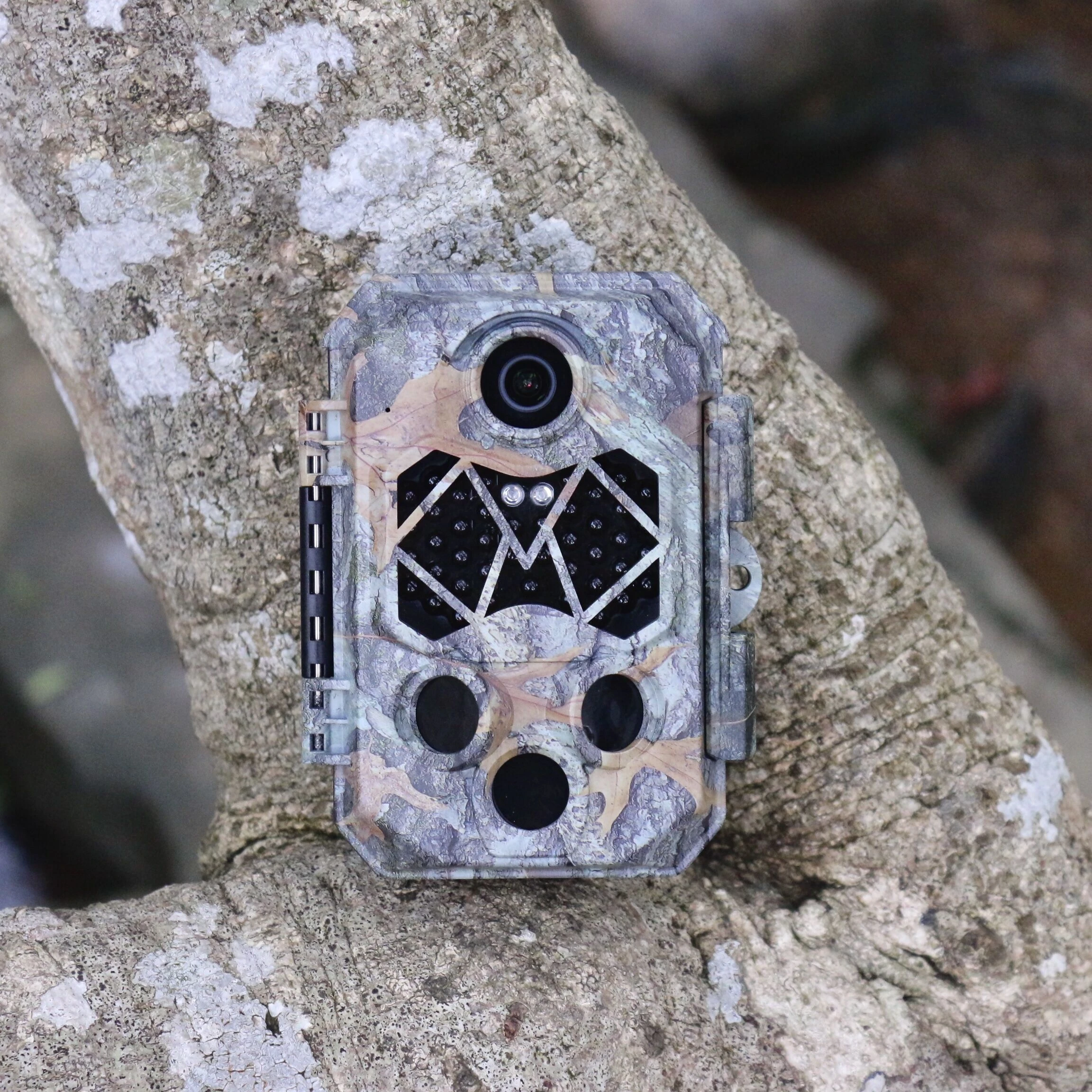 IP66 waterproof 45pcs no glow black IR leds 120 degree wide angle range 32mp 4k ultra HD wildlife camera