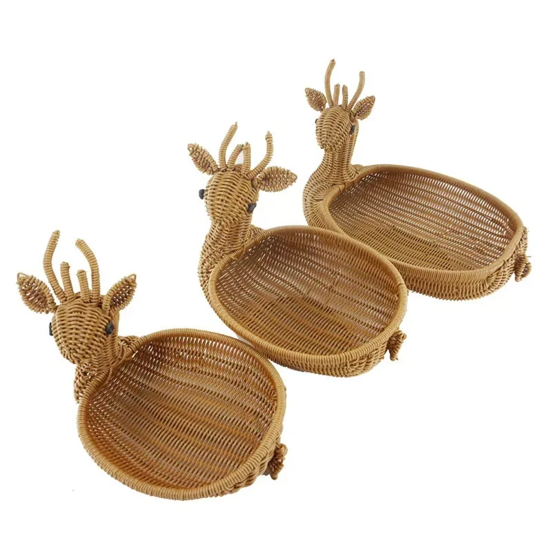 Customized Vintage Handmade Animal Modeling Plastic Rattan Woven Wicker Oval Basket Fruit Food Gift Storage Basket Desktop Tray