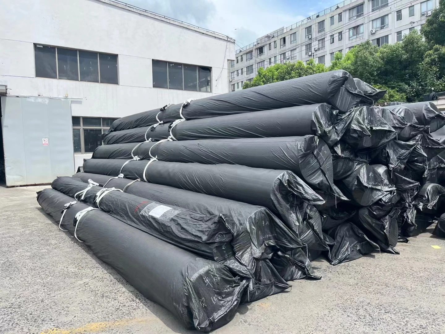 Pig farming biogas pond hdpe geomembrane HDPE geomembrane