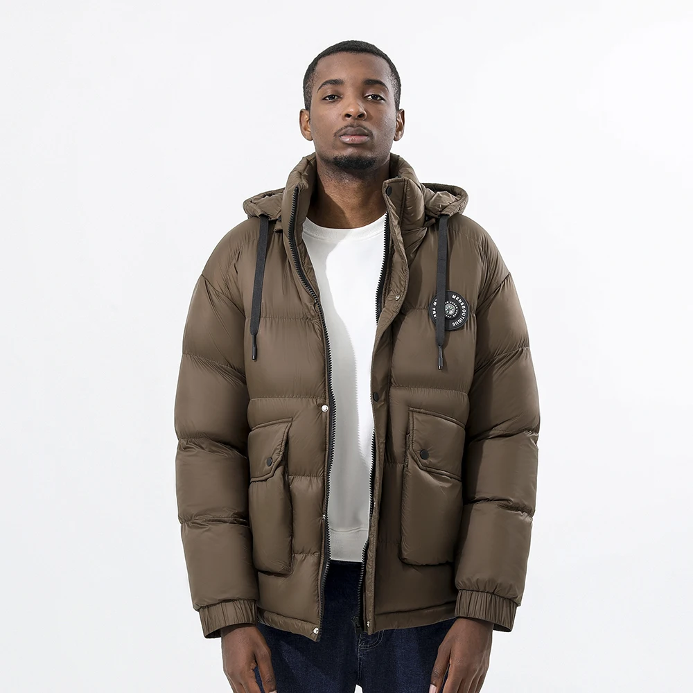 New Arrival Winter Nylon Puff Jackets Large Pocket Hooded Coats Wind Proof Simple Style Quilting Bubble Mens Puffer Jacket