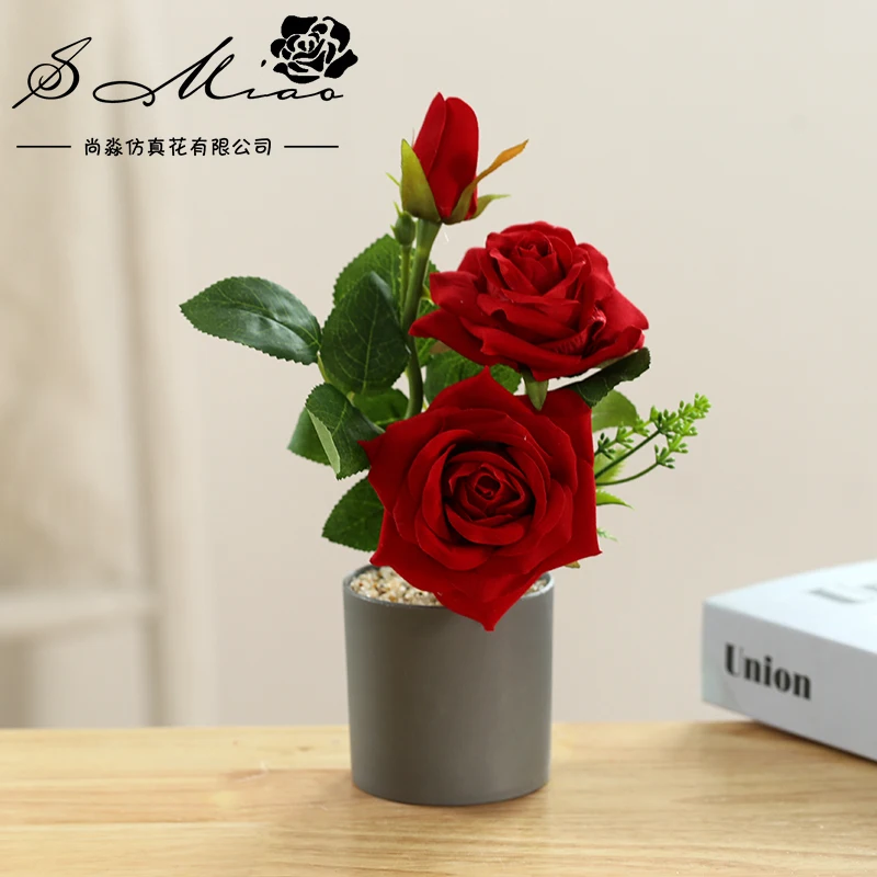 Wholesale High Quality Three Velvet Rose Bonsai Artificial Bonsai With Plastic Pot for Garden Decor