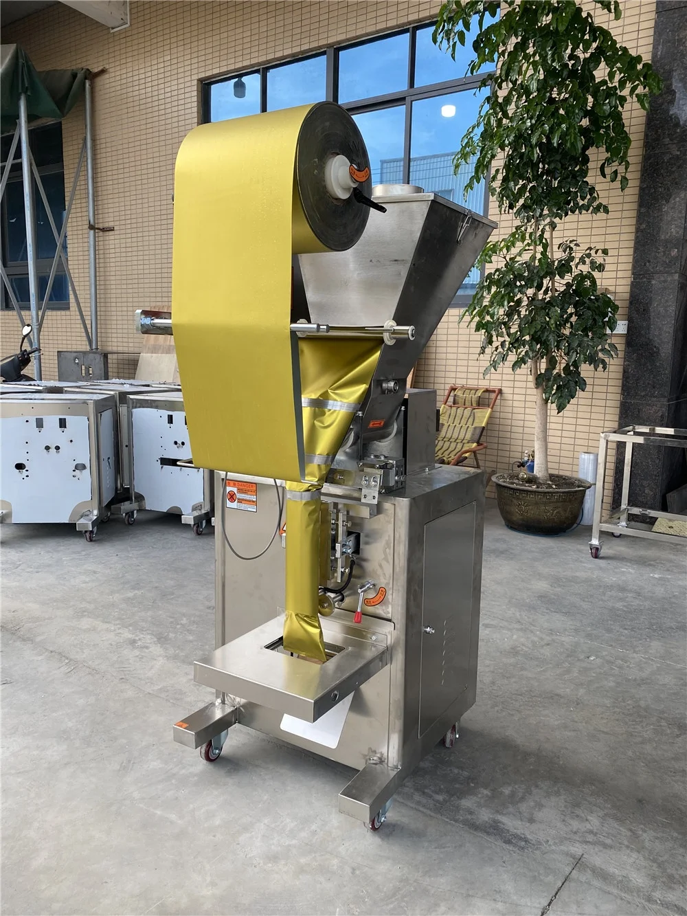 
BST-280FB Automatic Kava Spices Yeast Powder Packaging Machine Philippines 