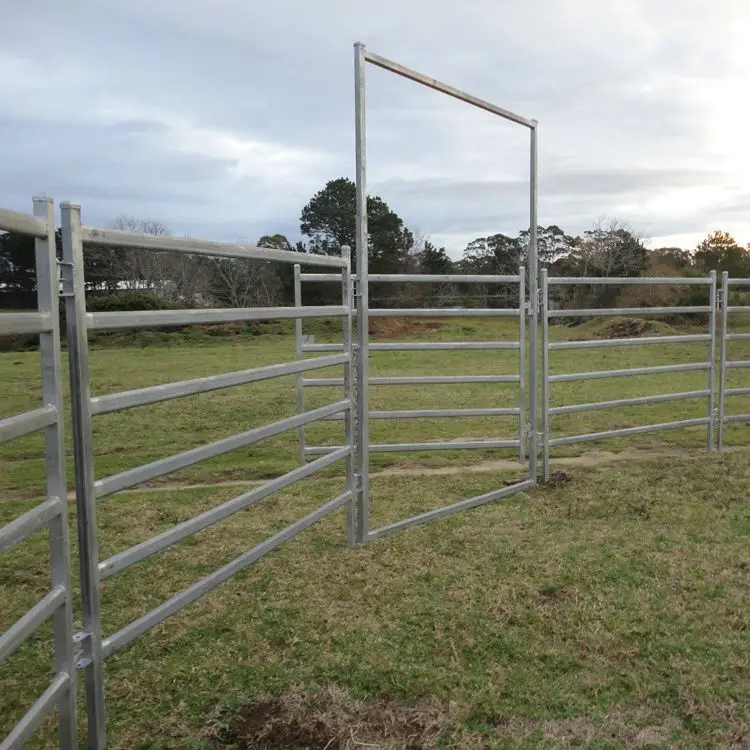 Portable Heavy Duty Galvanized Cattle Yard Horse Fence Panel Livestock Panels Field Fence For Livestock 100m