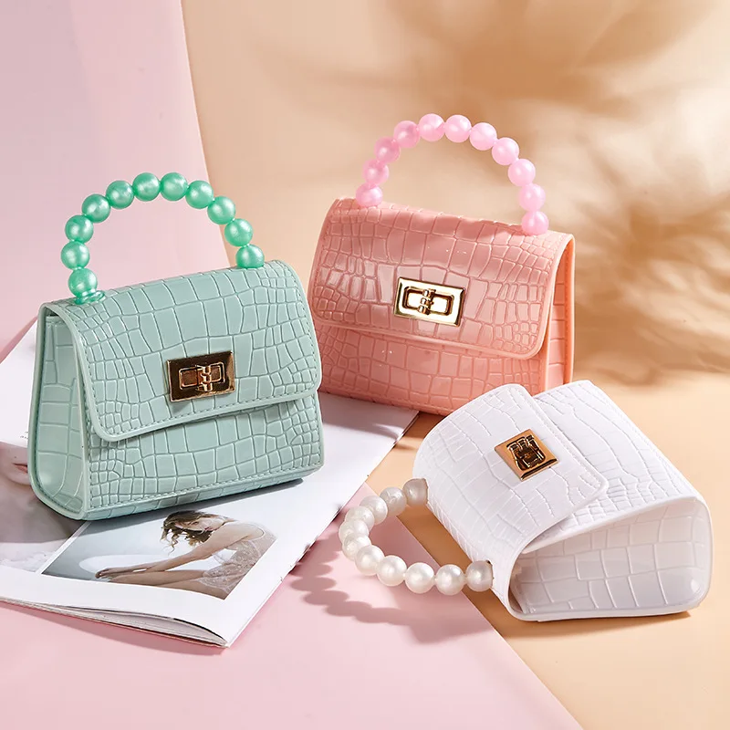 Trendy Cheap Wholesale Casual Tote Summer Mini Jelly Bags Handbags Ladies Women Hand Bags 2022