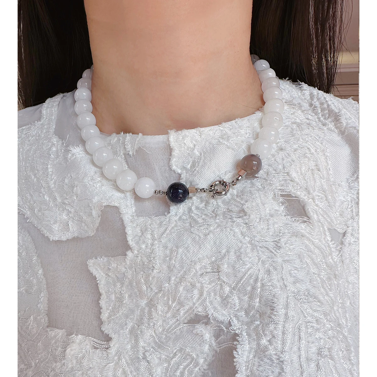 European and American fashion white moonlight natural stone necklace new Chinese dream star agate beaded collarbone chain 807