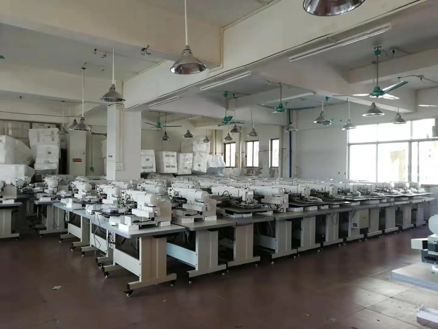Wholesale Programmable Pattern sewing machine for sale