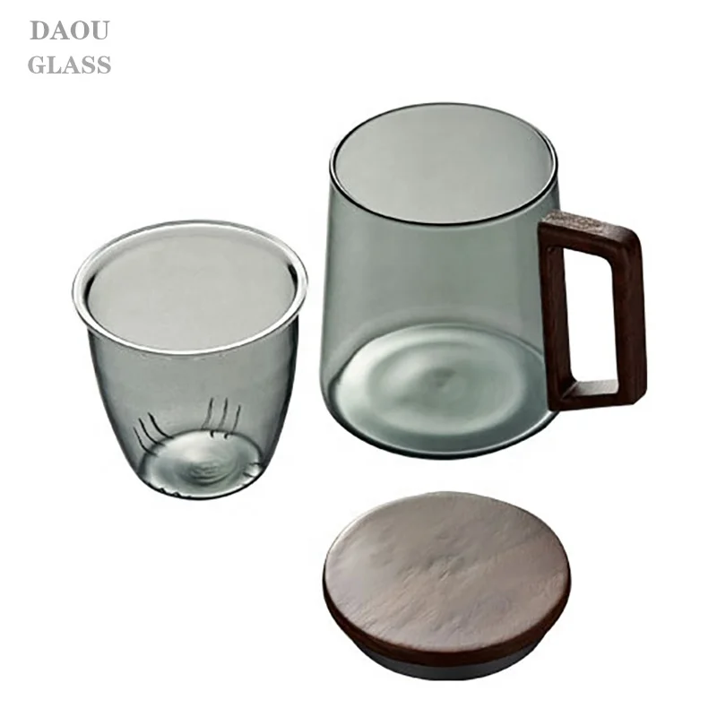Popular personalized conical Clear Grey  glass tea cups come with strainers and solid wood LIDS and handles 400ml