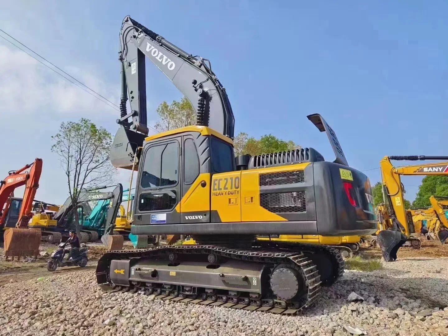2022 Year Used 21 Tons Excavator Second Hand Crawler Rc Volvo EC210 Excavators on Sale
