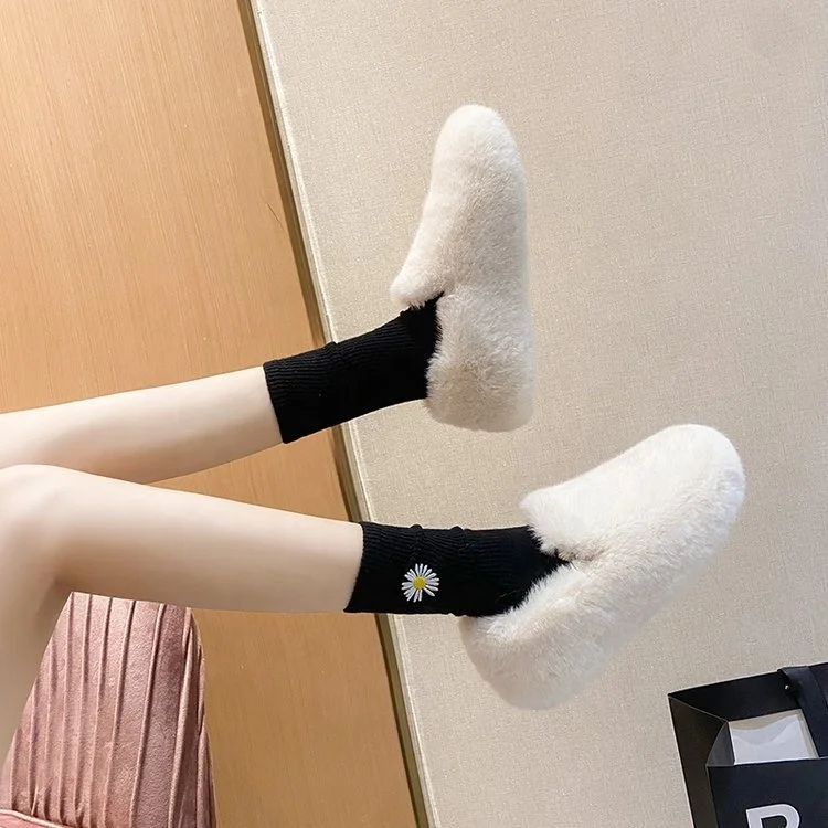 Уютные зимние теплые домашние пушистые слипоны из кроличьего меха удобные мягкие женские роскошные домашние тапочки