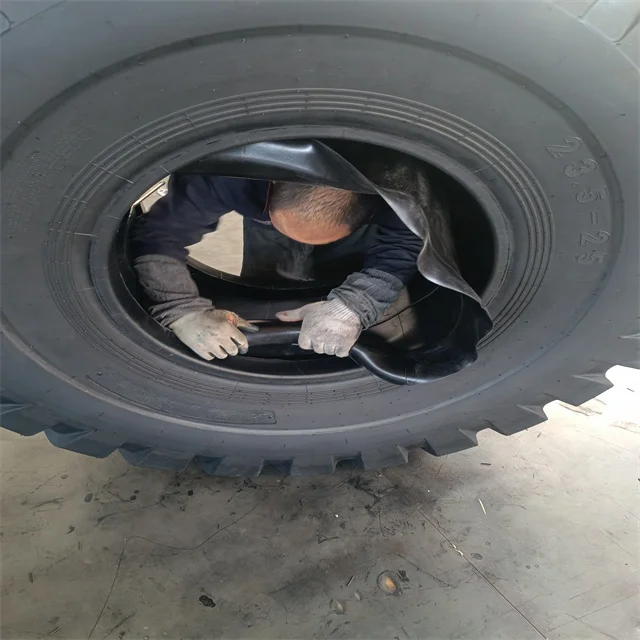 23.5-25 OTR TIRE with  heavy loaders  and wheel dozers