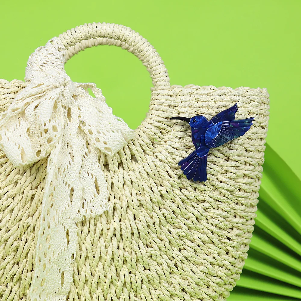 Cross-border handmade fashion acrylic animal brooch hummingbird cartoon pin European and American popular jewelry accessories