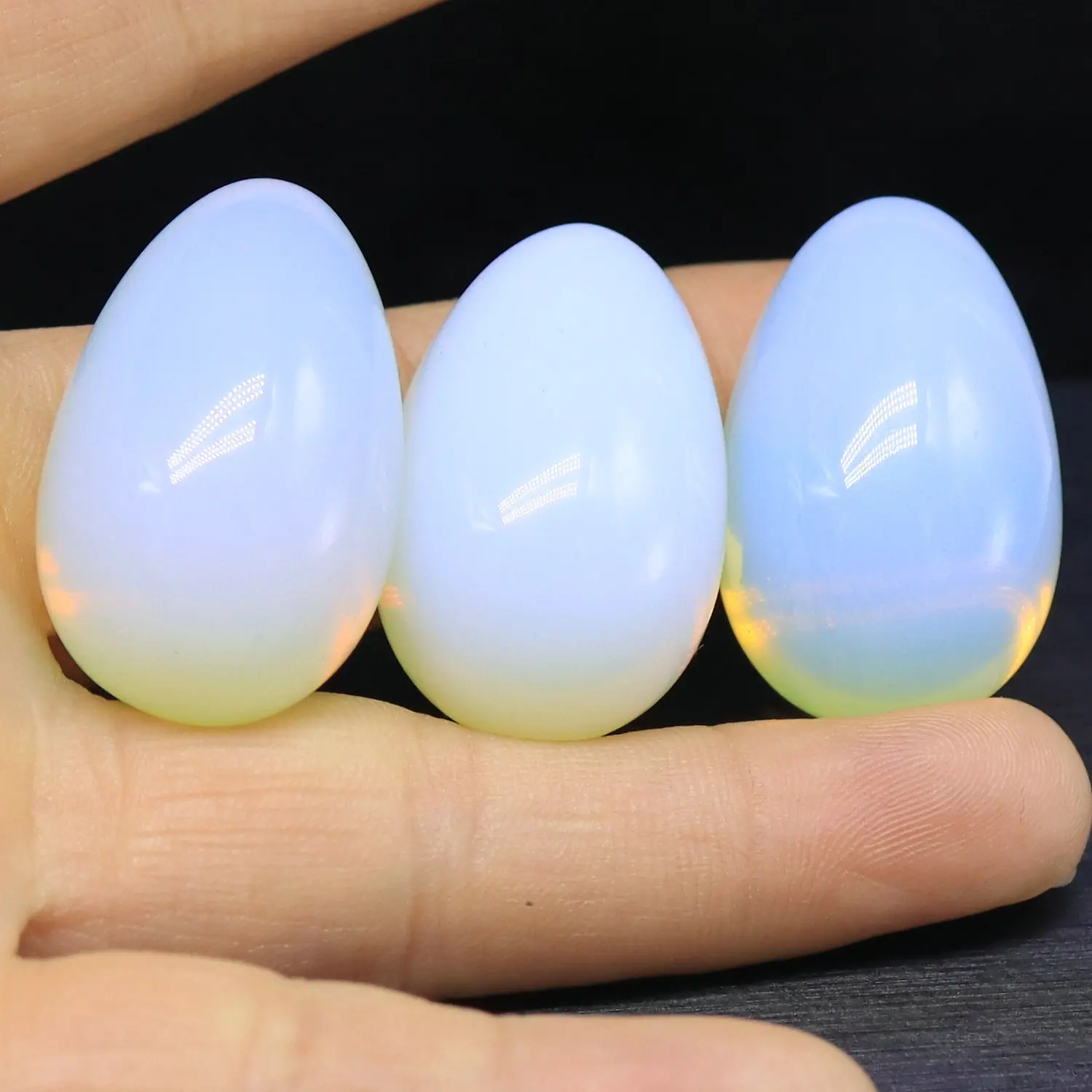 Crystal carving wholesale hand polished egg in artificial opals stone for sale