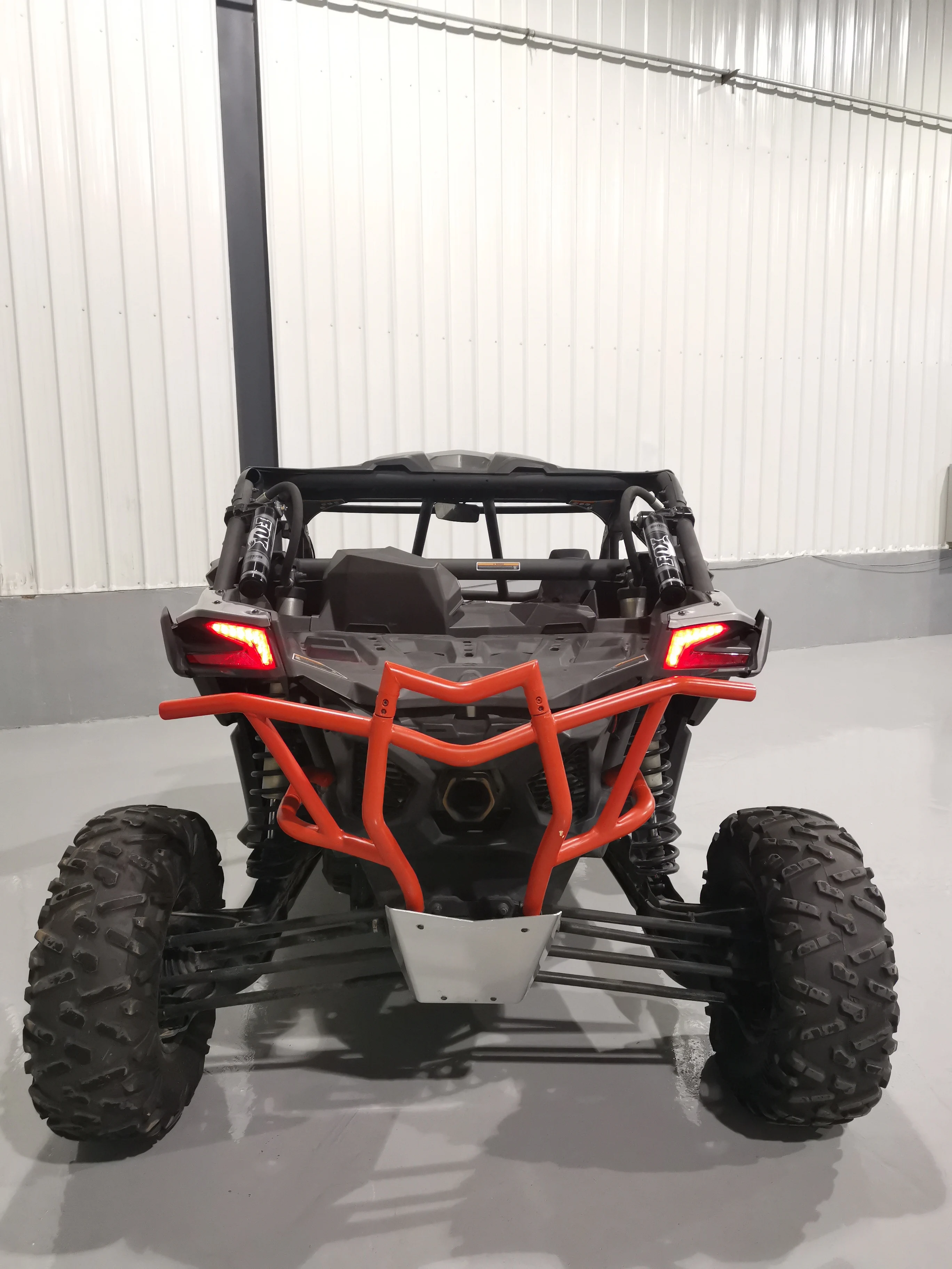 100% Оригинал Can-Am Maverick X3 2