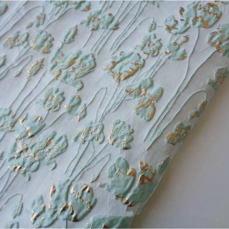 Relief Tulip Yarn-Dyed Jacquard Dress Printed Woven Weddings Lining T-Shirts Apparel Interlining