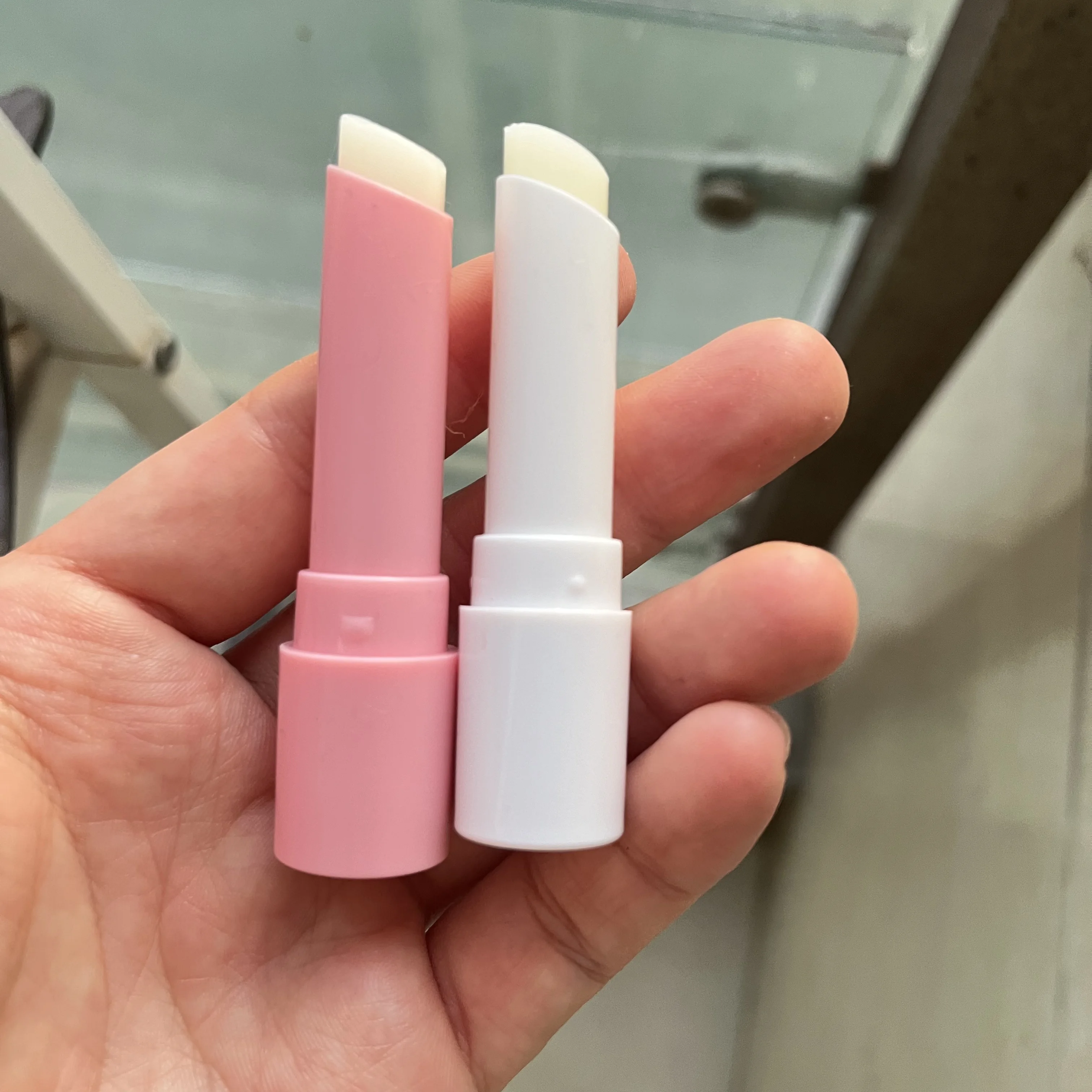 Private label sunscreen custom hydrate butter balm SPF lip balm private label