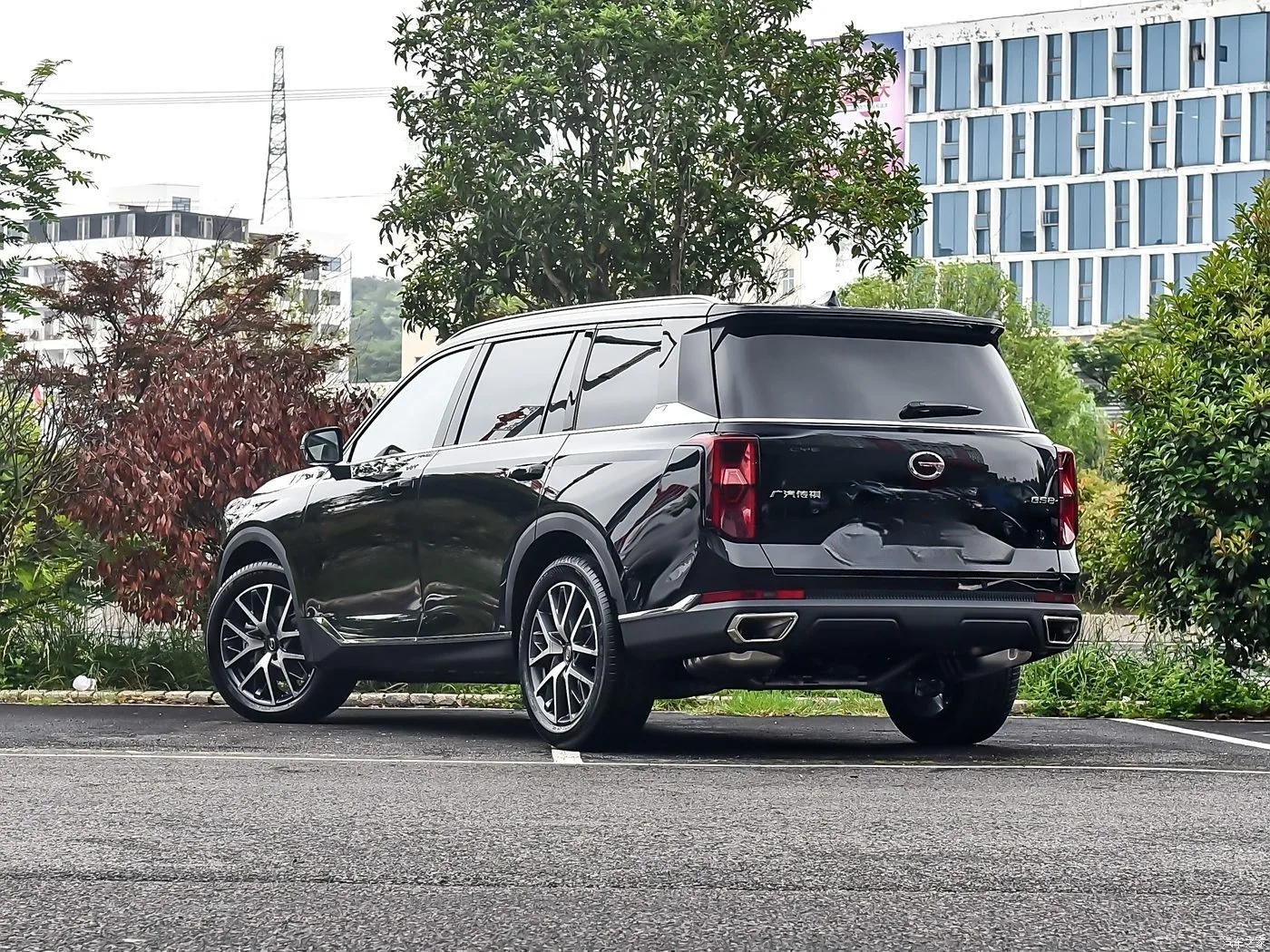 China Auto 2025 GAC Trumpchi Navigation Series GS8 2.0tFWD Luxury 5-door 5-seater medium SUV gasoline car