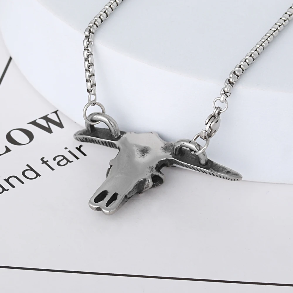 Wholesale Custom Personality Stainless Steel Bull Head Skull Pendant Necklace with 3D Effect