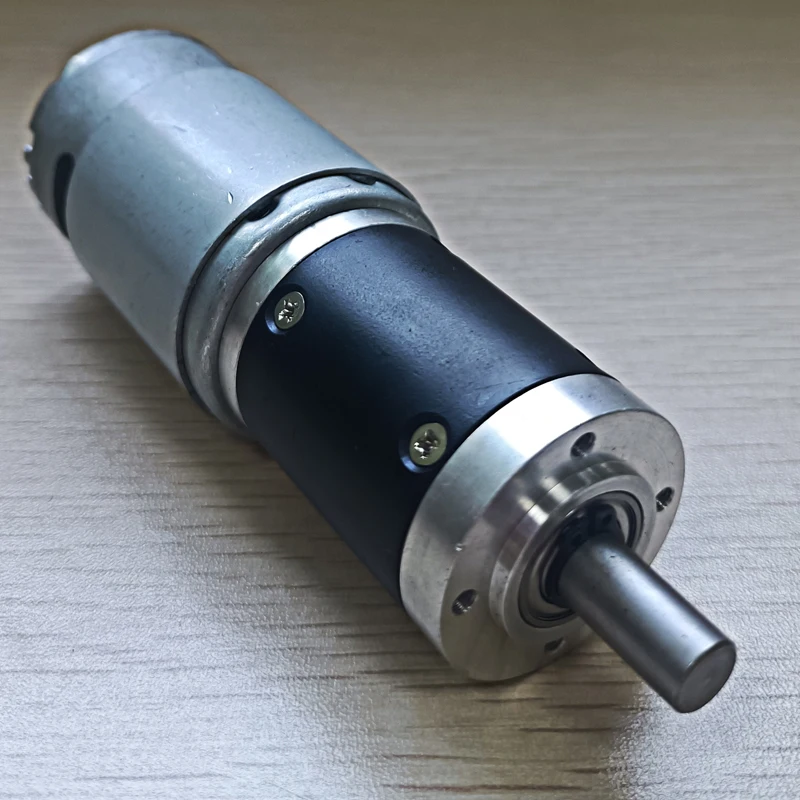 The manufacturer directly supplies 12v 24v high torque 3N 32mm 555 DC miniature planetary reducer brush motor with gear box